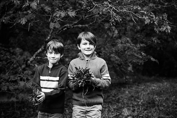 Rhoads Family_2018 Fall Mini Session B&W 04_Parallel Photography_for WEB