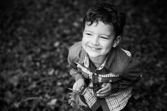 Swank-Chiang Family_2018 Fall Mini Session 05_Parallel Photography_B&W for WEB