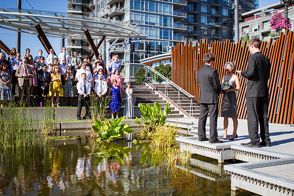Parallel-photography-Portland-Wedding-Tanner-Springs_28