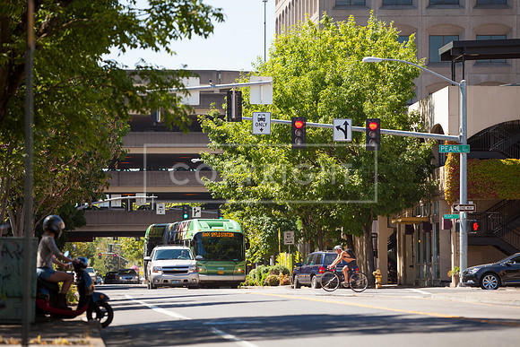 Eugene_BRT Downtown_Photo 03_200dpi