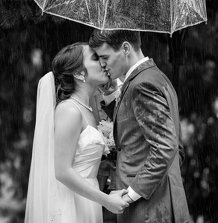 Rainy_Portland-Wedding-Parallel-Photography-01_cropped