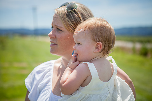 Conway Family_2013 Berry Picking_095 FOR PRINT